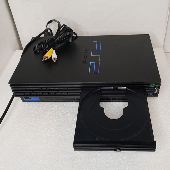 Playstation 2 + Game  Stret Fighter 3 - Picture 6 of 8